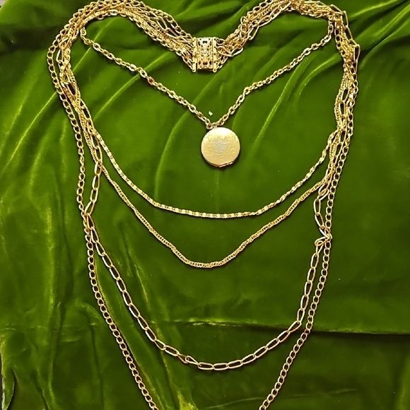 The Unbranded Brand Jewelry - Vintage 5-layer Gold-tone Cascading Necklace with Locket - Women Jewelry